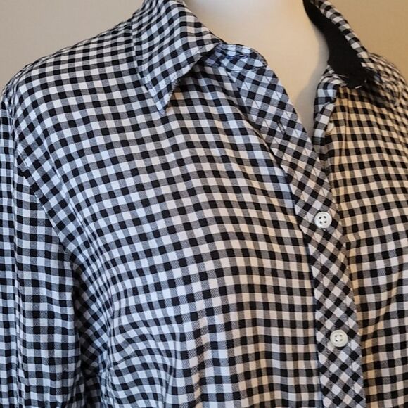 Talbots plaid shirt size medium - Picture 3 of 11